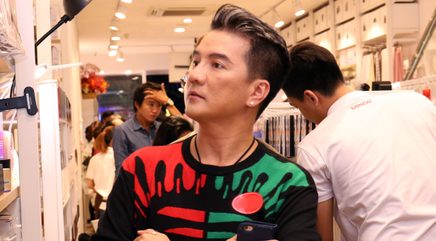 Mr. Dam, Miu Le hung thu mua sam truoc gio chay show hinh anh