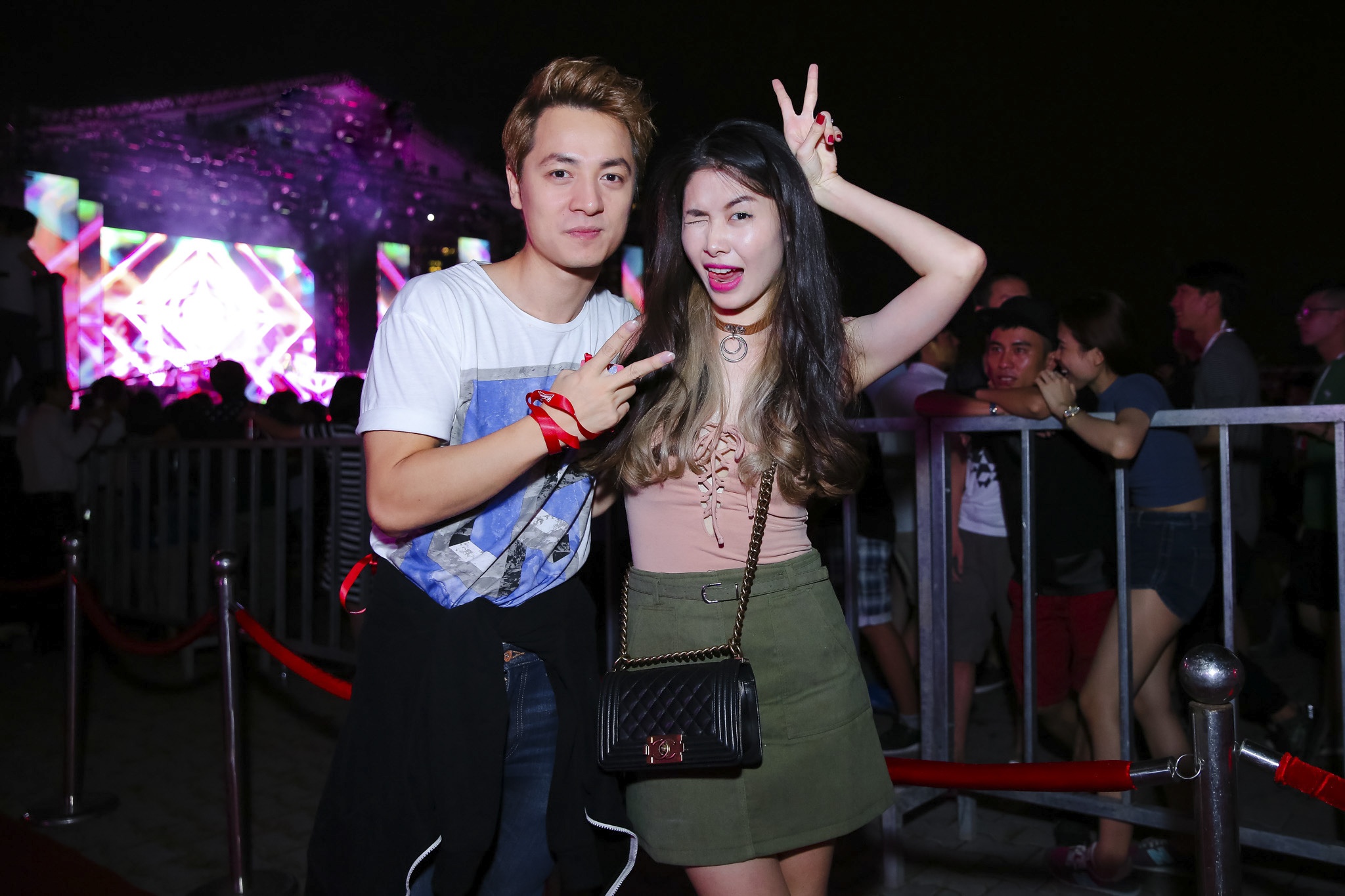 Dan sao Viet quay tung trong dem trinh dien cac DJ anh 5