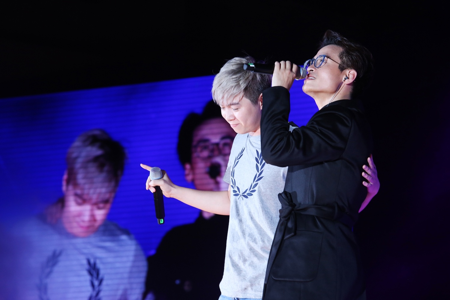 Ha Anh Tuan - Cafe in Concert anh 6