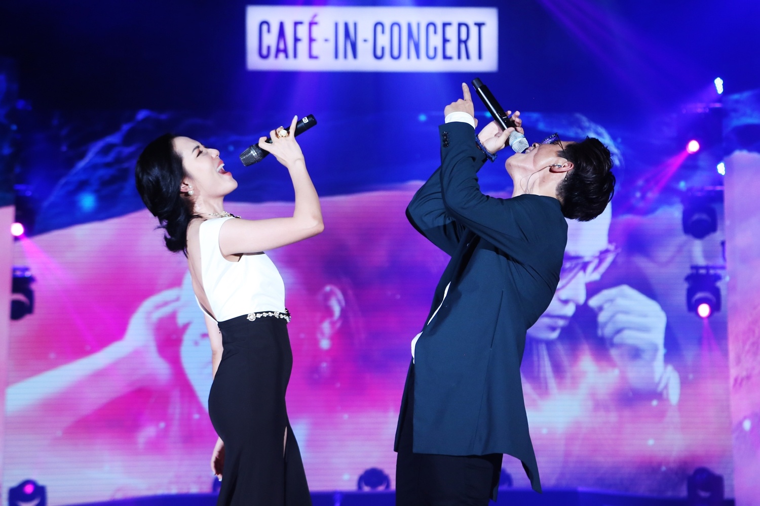 Ha Anh Tuan - Cafe in Concert anh 2