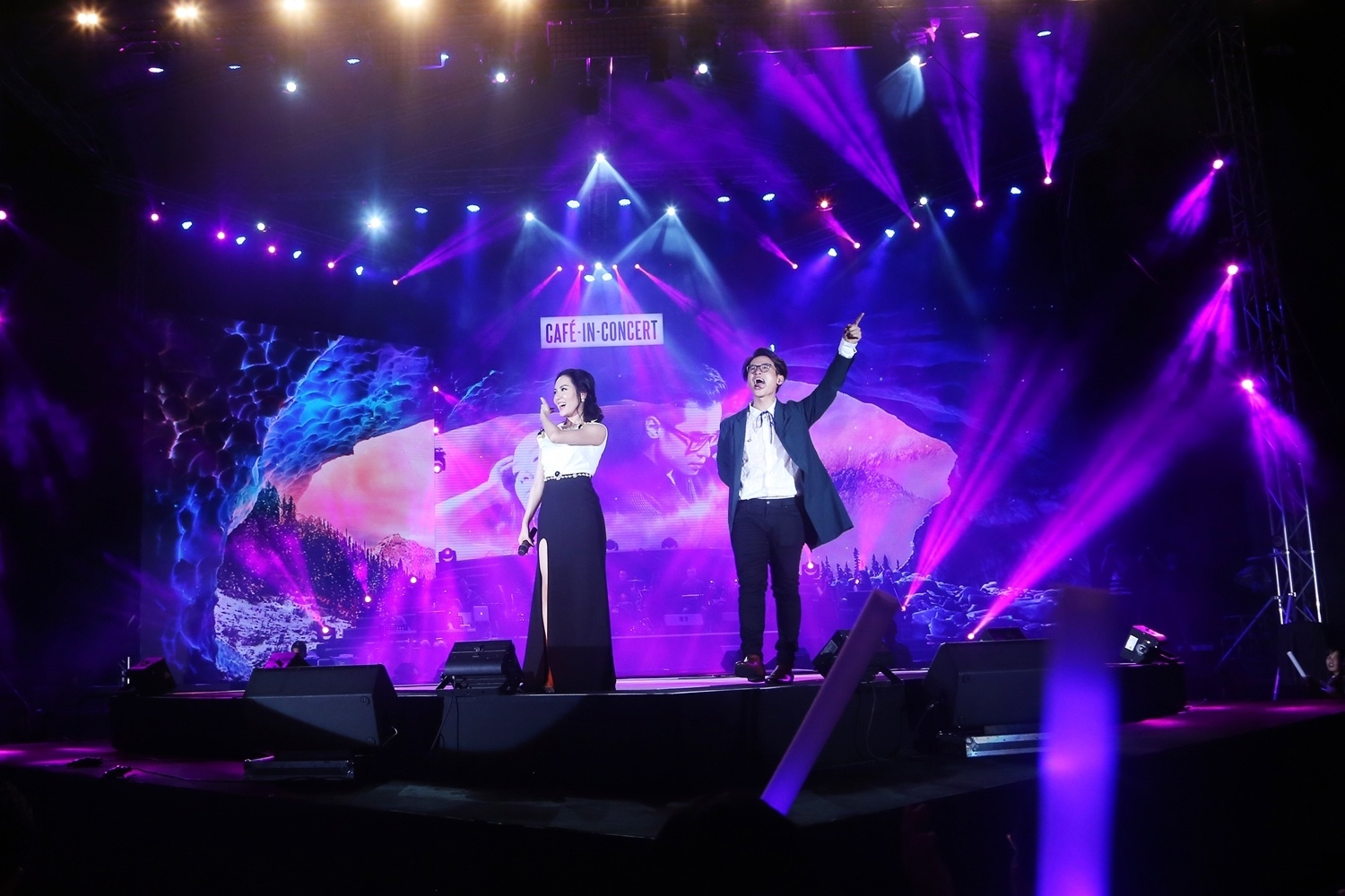 Ha Anh Tuan - Cafe in Concert anh 1
