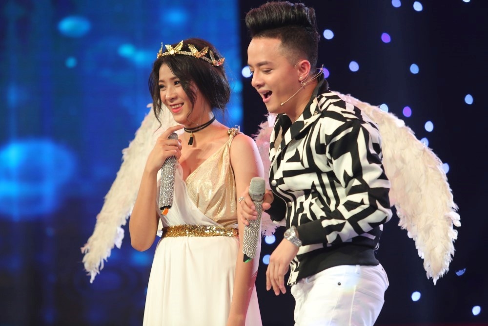 Hot girl khien Cao Thai Son ngat xiu vi hat do hinh anh