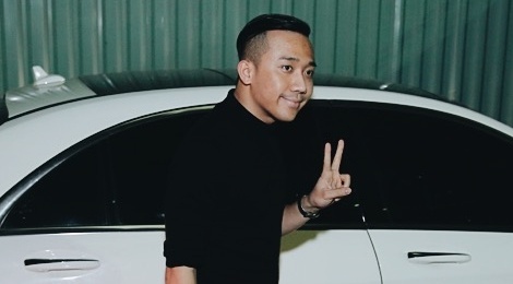 Tran Thanh miet mai chay show khi ngay cuoi Hari Won can ke hinh anh