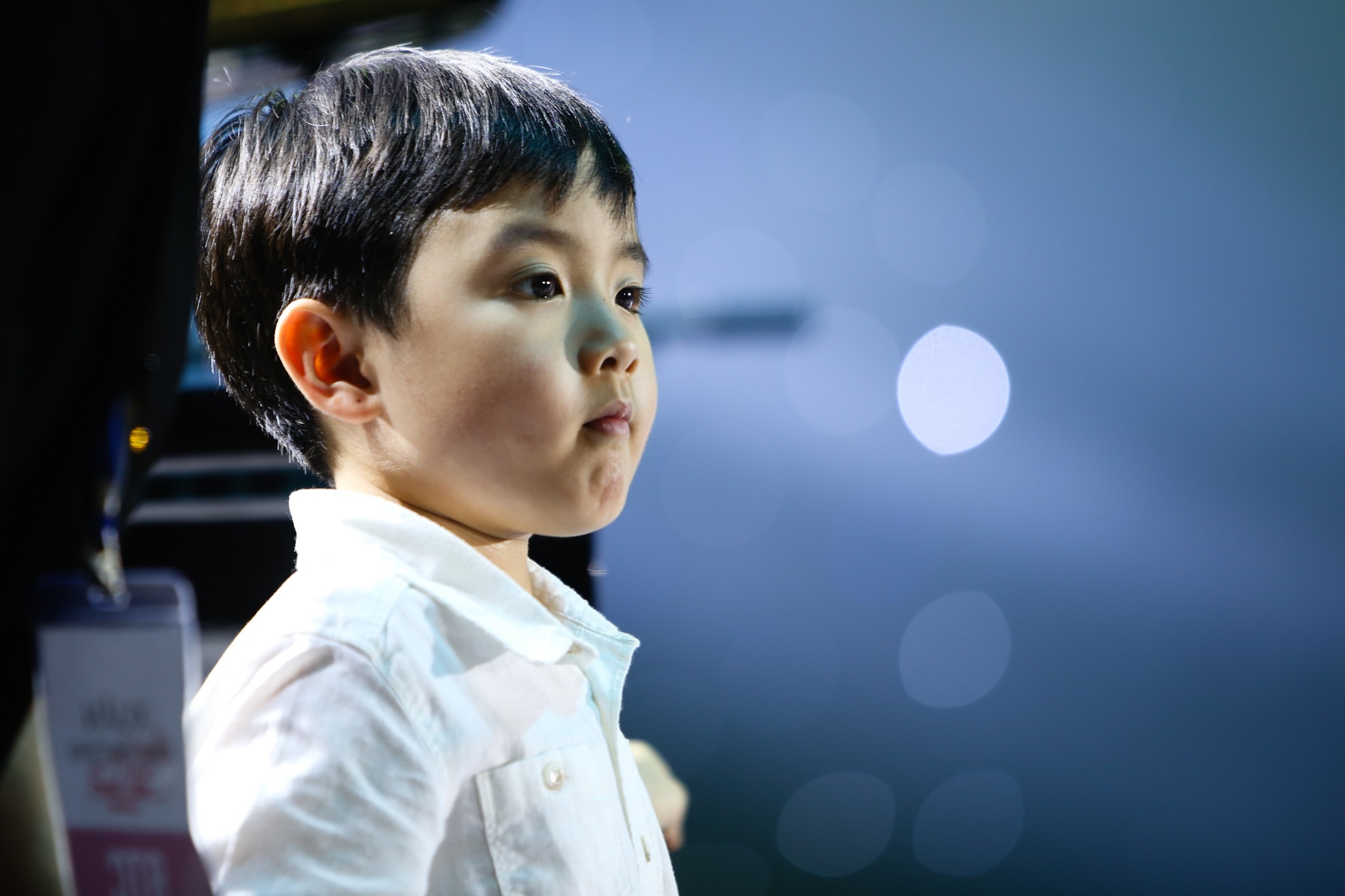 Evan Le trinh dien Diem xua o pho di bo Nguyen Hue anh 2