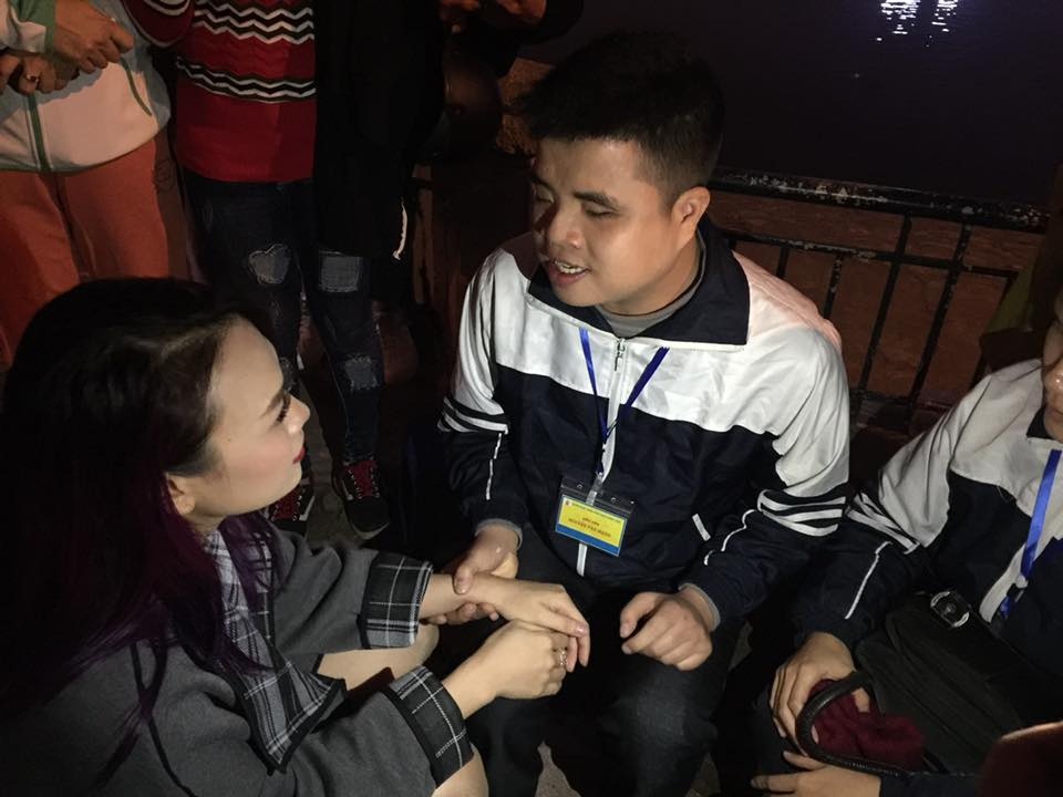 Mỹ Tâm bất ngờ song ca cùng bạn trẻ khuyết tật ảnh 2 My Tam bat ngo song ca cung ban tre khuyet tat anh 2