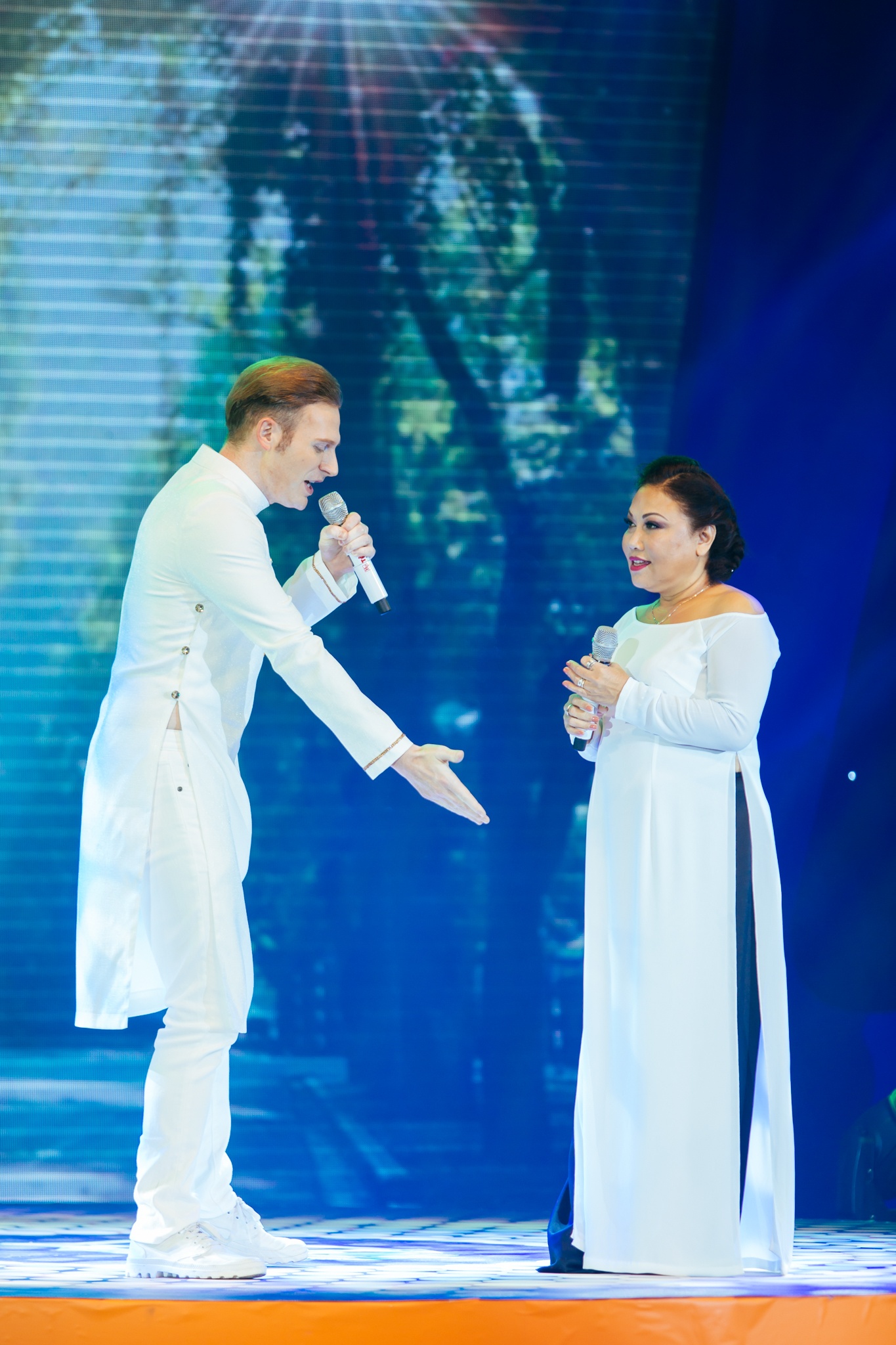 Tap 4 The Mashup anh 4