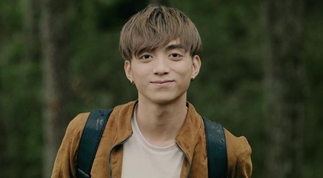 Soobin Hoang Son tiep tuc bat tay cung Tien Cookie hinh anh