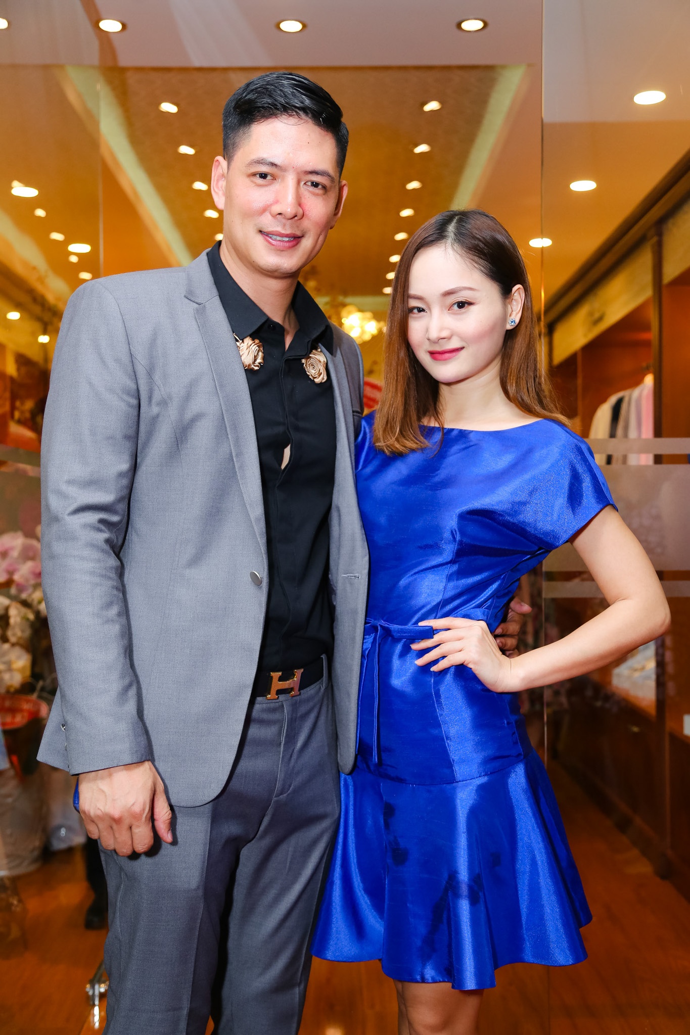 Binh Minh quan quyt ben Lan Phuong khi ba xa vang mat anh 2