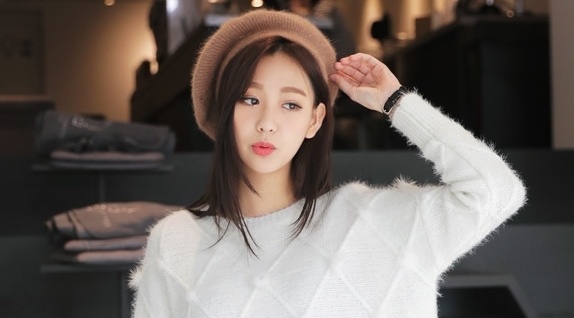 Don nam moi voi loat items de mac hinh anh