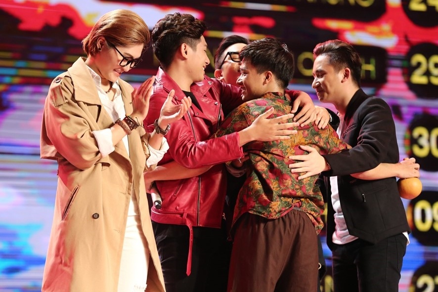 Hot boy 16 tuoi cua Sing My Song nhan mua loi khen anh 12