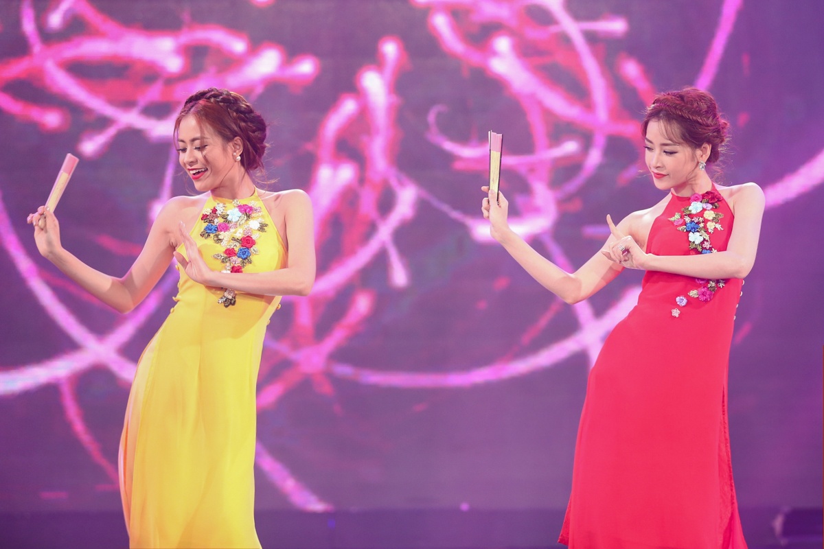 Gala Nhạc Việt Tết 2017 - Chúc Tết mọi nhà  ảnh 1 Gala Nhac Viet Tet 2017 - Chuc Tet moi nha anh 1