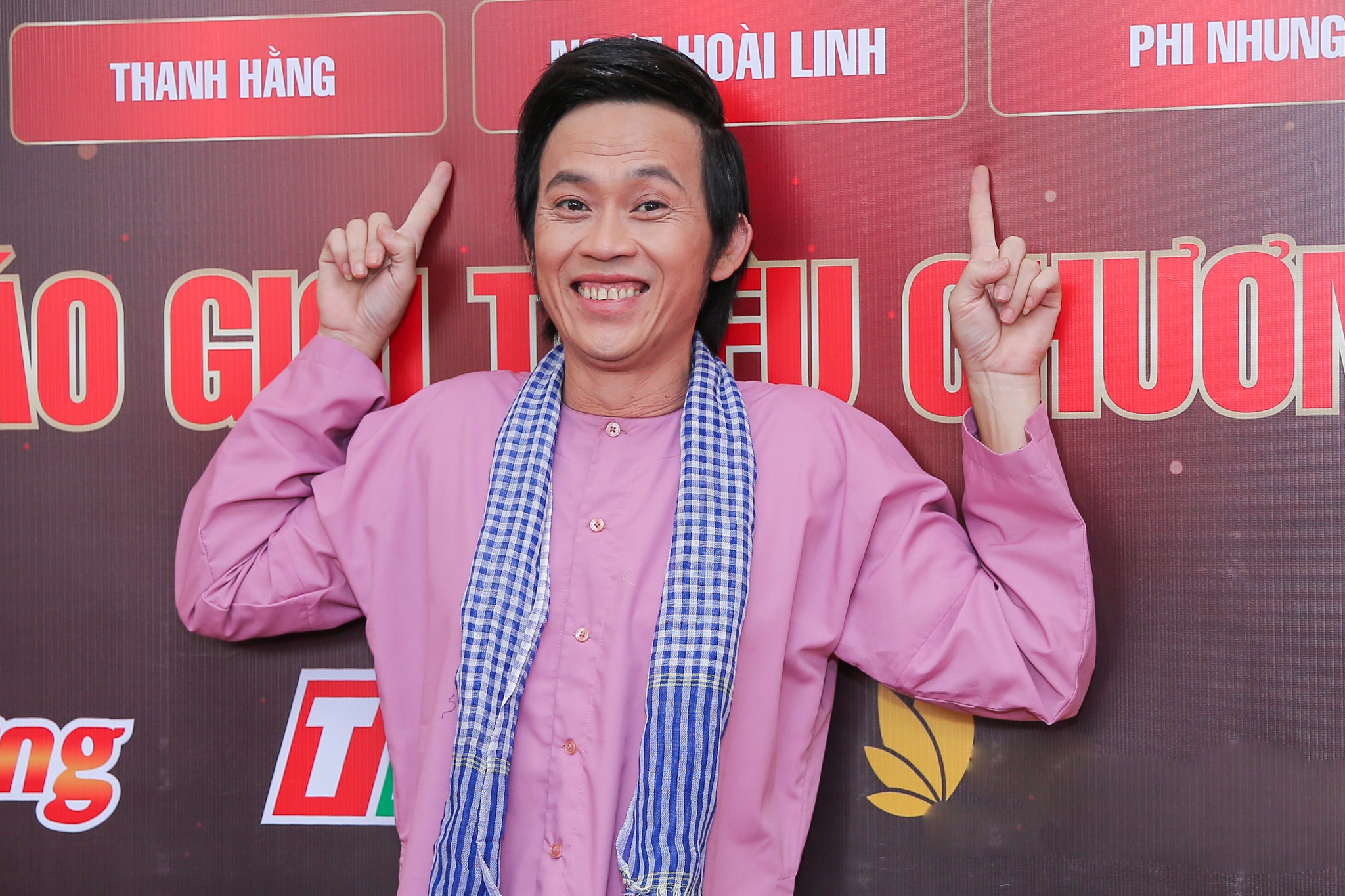 Hoài Linh xuất hiện khỏe mạnh sau khi nhập viện ảnh 3 Hoai Linh xuat hien khoe manh sau khi nhap vien anh 3