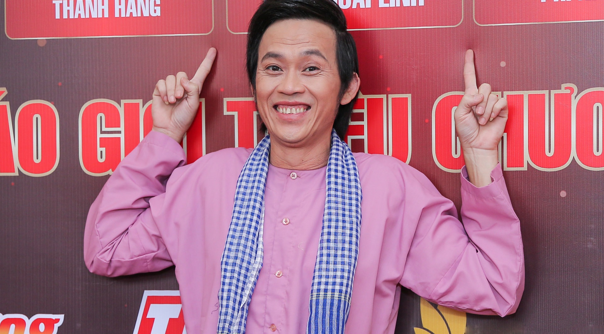 Hoai Linh lan dau xuat hien tuoi tan sau khi nhap vien hinh anh