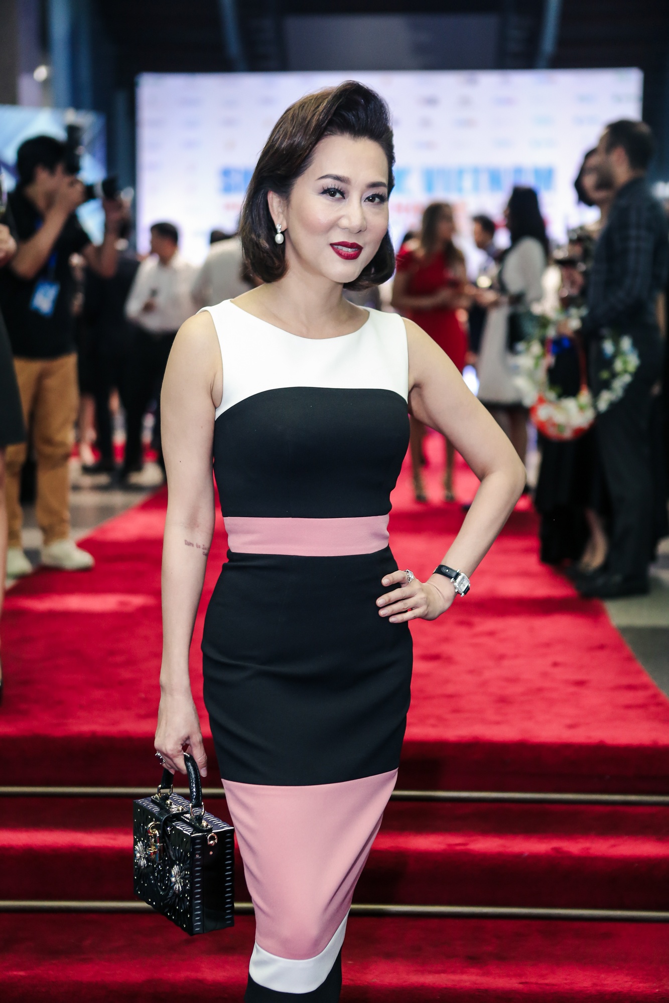 MC Nguyen Cao Ky Duyen di su kien anh 1