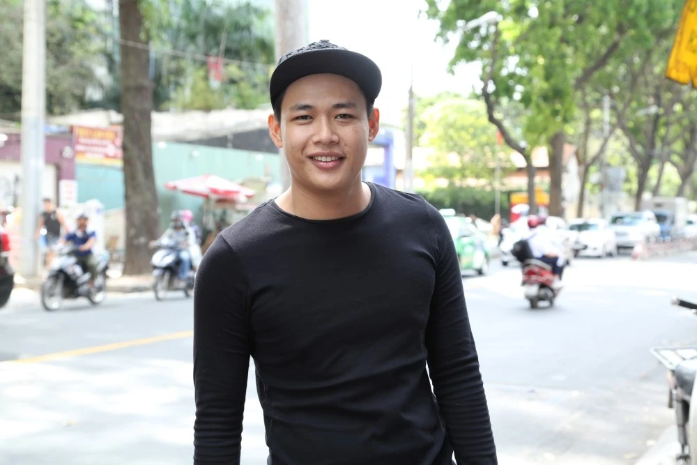 Hot boy tra sua anh 2