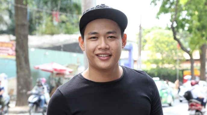 'Hot boy tra sua' Thach thuc danh hai dung 100 trieu tra no hinh anh