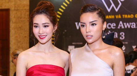 Ky Duyen kem tuoi tan tren tham do su kien hinh anh