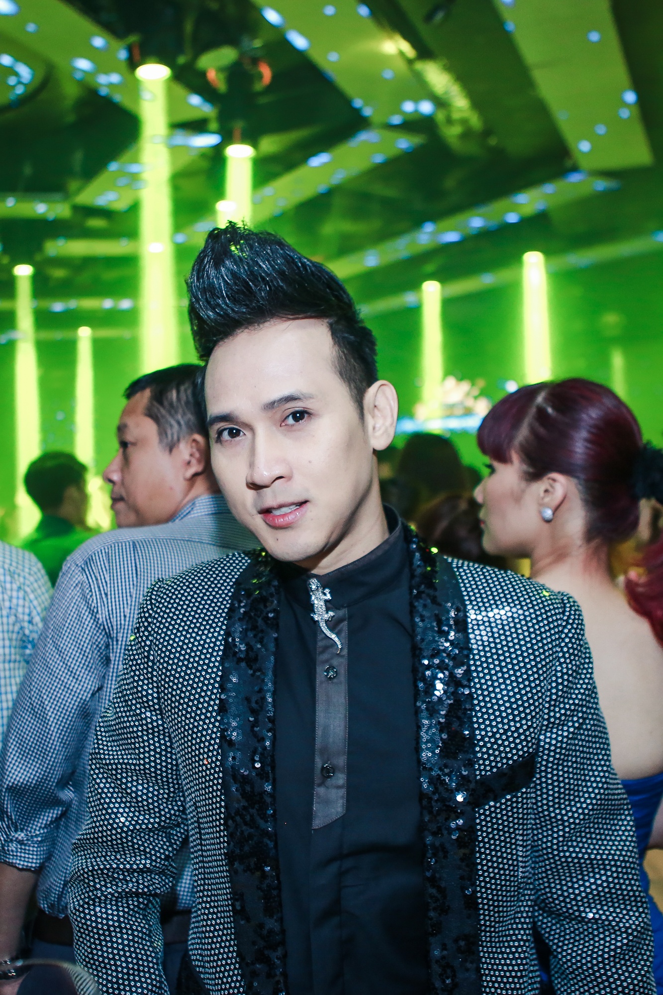 Dan sao tham gia su kien anh 7