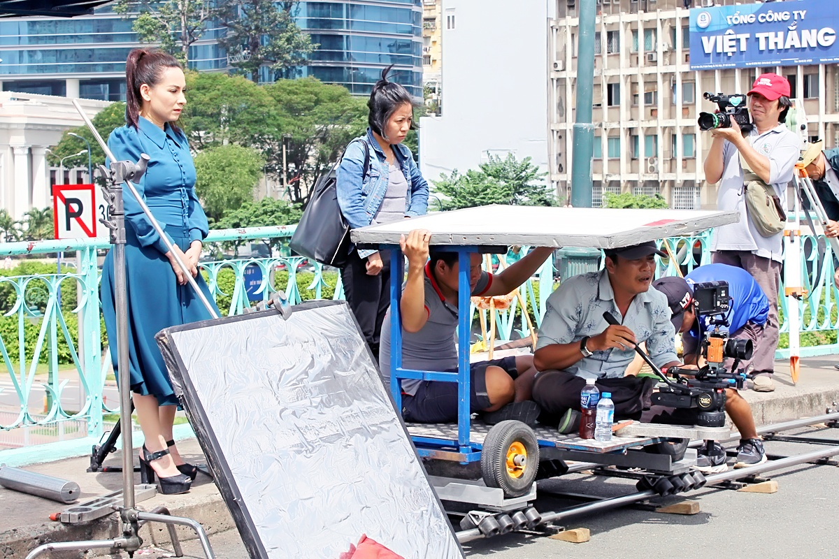 Ho Van Cuong khoc khi quay MV dau tay anh 6