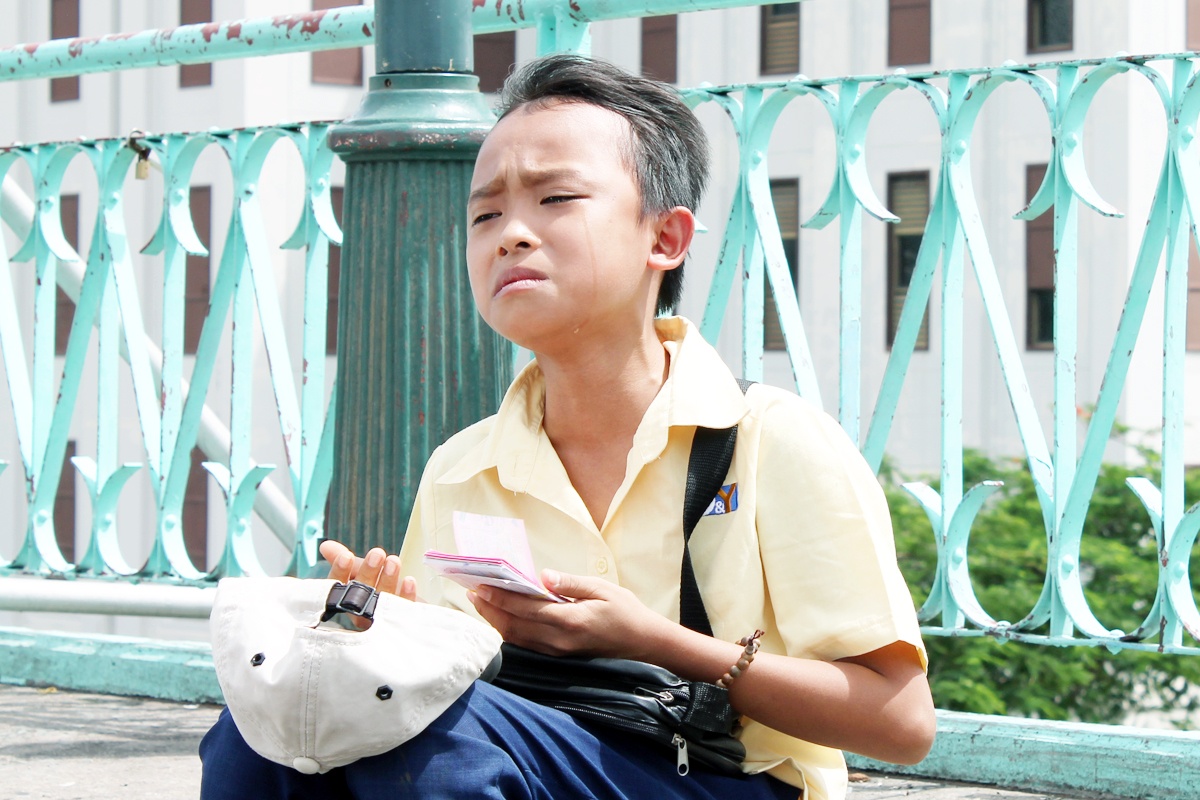 Ho Van Cuong khoc khi quay MV dau tay anh 4