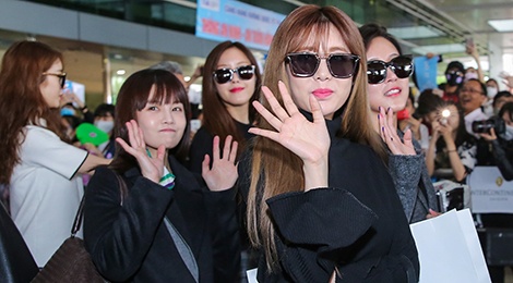 T-ara dien cay den, DIA mac ao dai khi den TP.HCM hinh anh