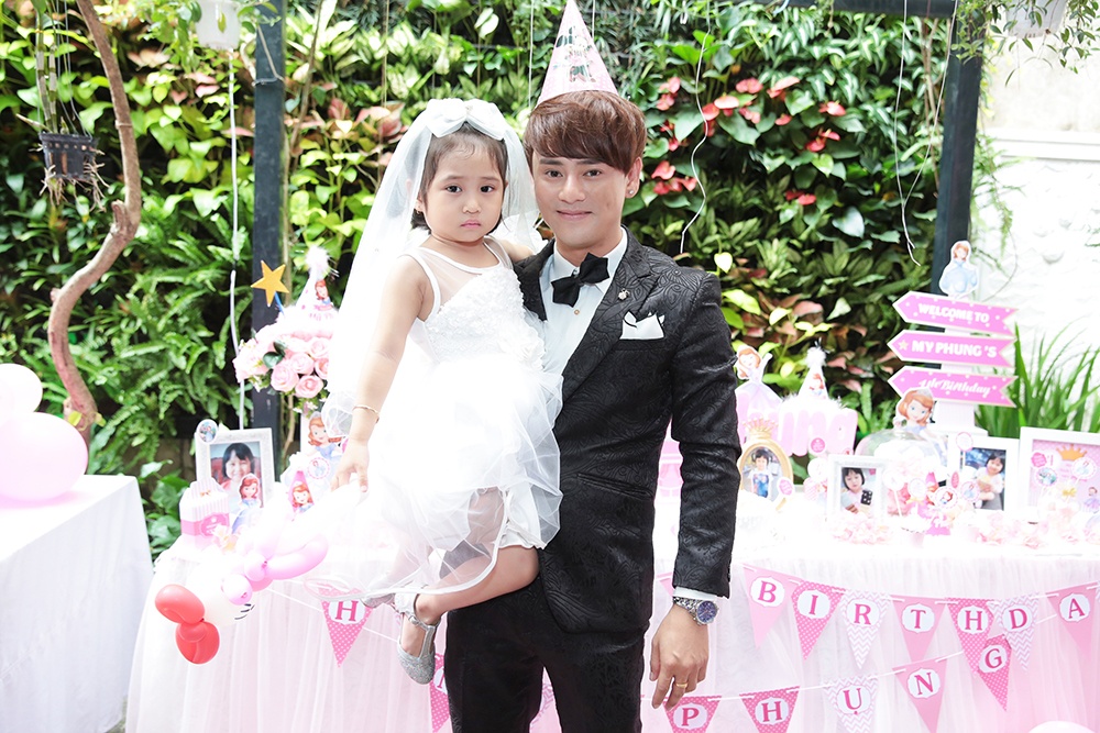 Ung Dai Ve to chuc sinh nhat cho con gai anh 1