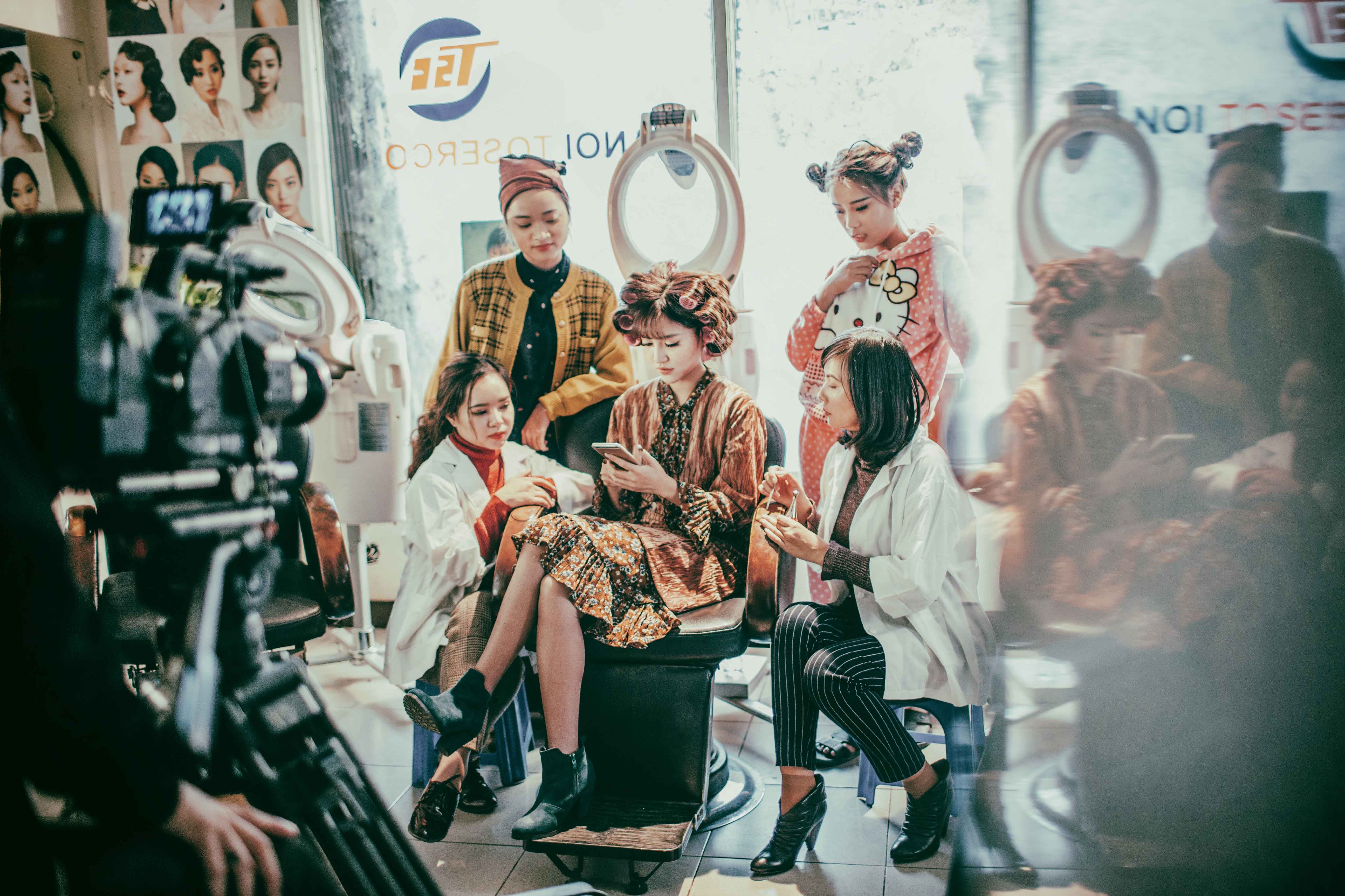 Bích Phương ra MV tết Bao giờ lấy chồng  ảnh 2 Bich Phuong ra MV tet Bao gio lay chong anh 2