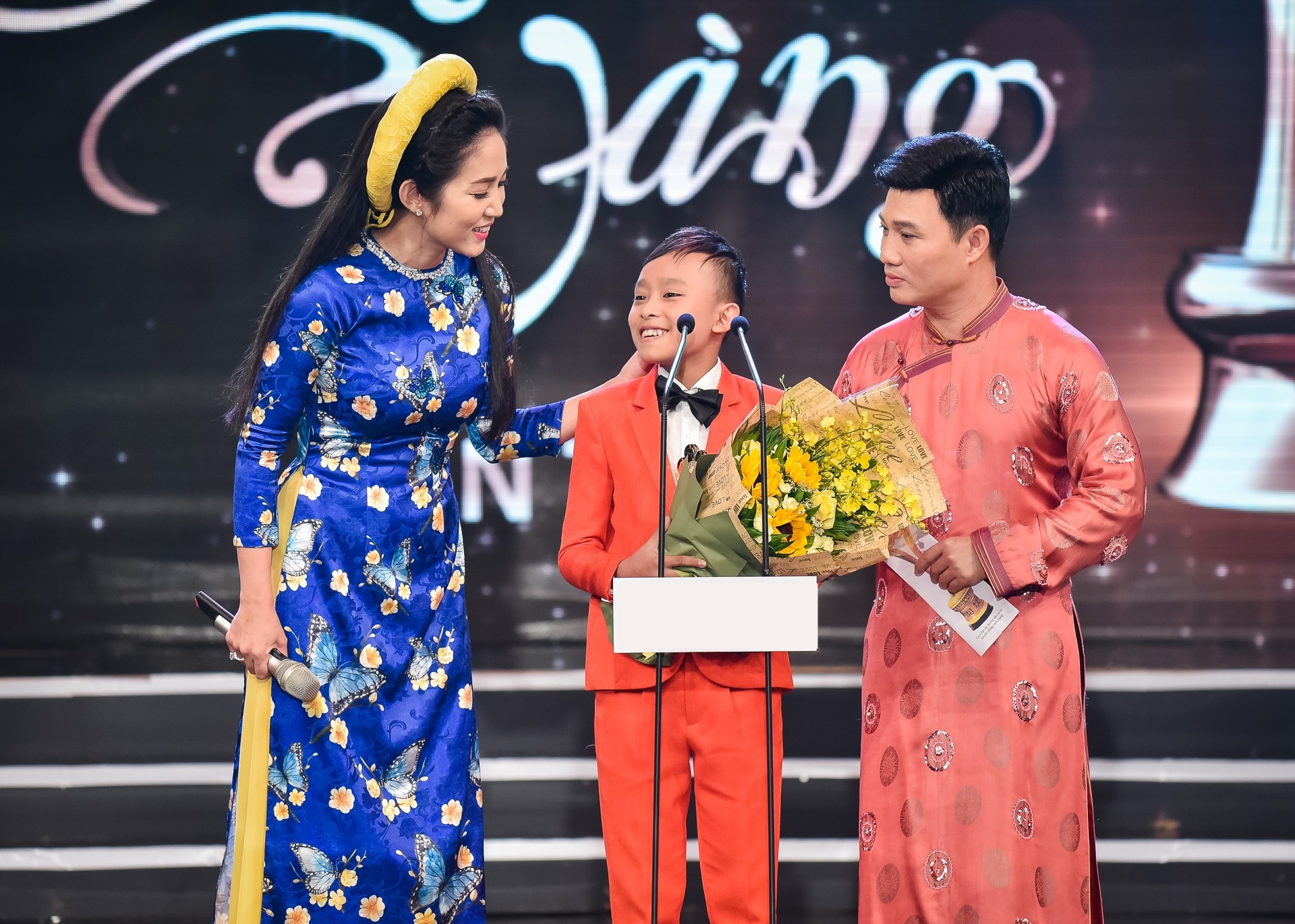 Trường Giang thắng lớn với 4 giải Mai Vàng ảnh 2 Truong Giang thang lon voi 4 giai Mai Vang anh 2