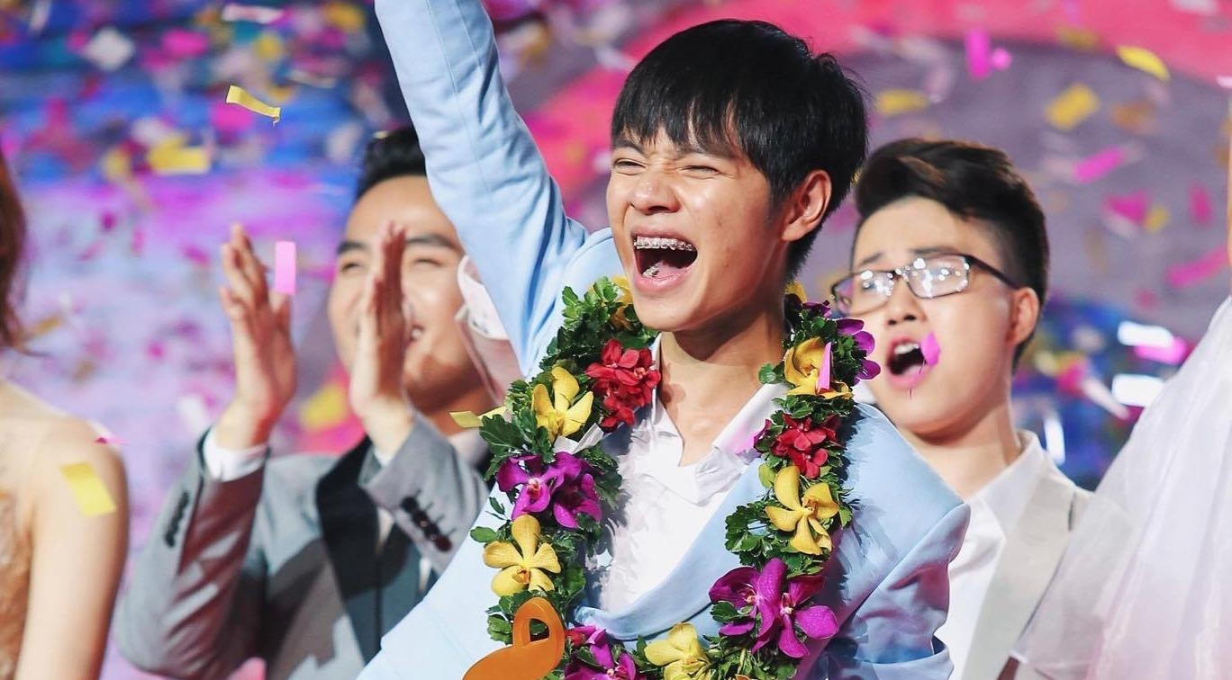 Cao Ba Hung la quan quan Sing My Song mua dau tien hinh anh