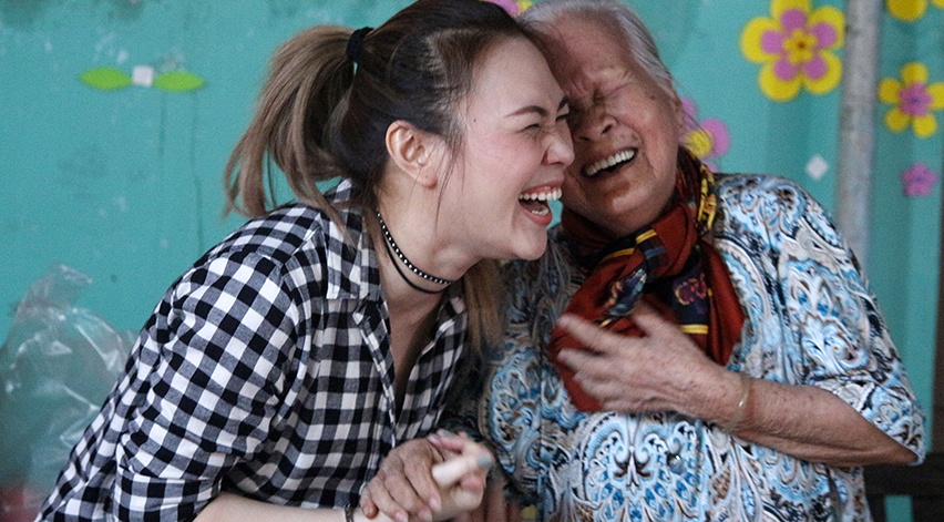 My Tam tinh cam khi tham cac nghe si o vien duong lao hinh anh