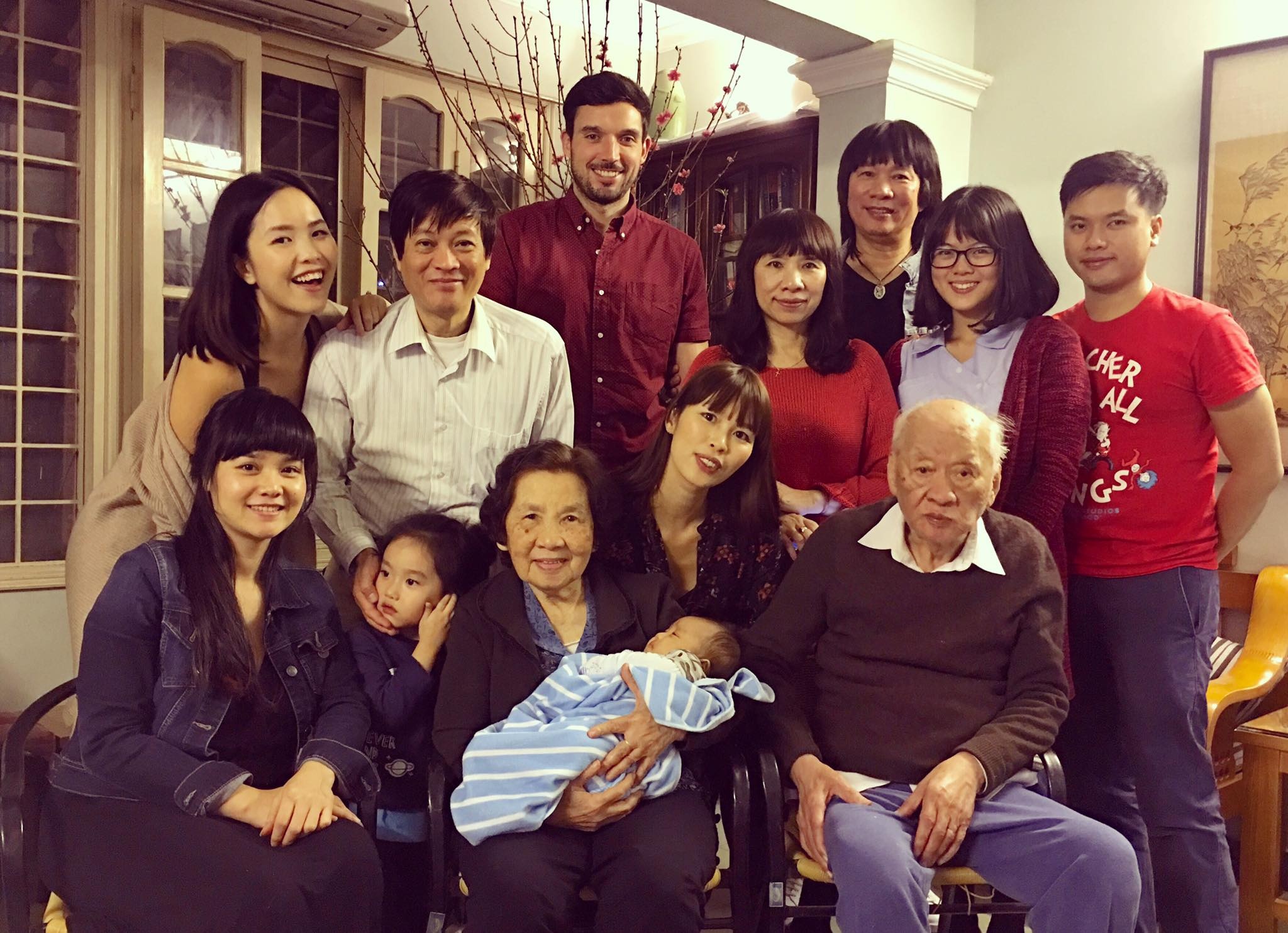 Sao Viet lam gi ngay cuoi nam anh 14