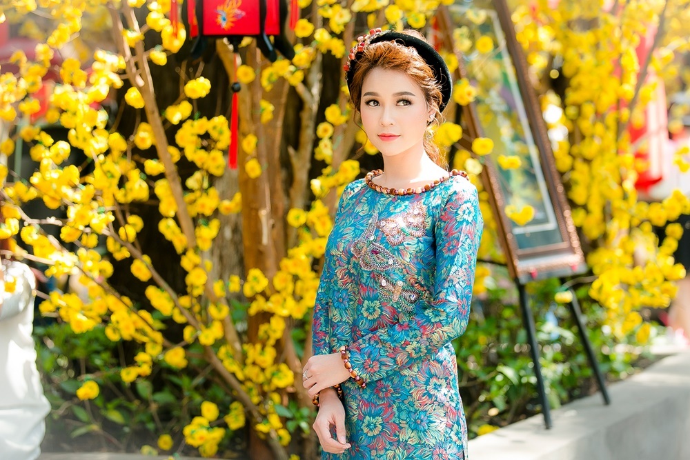 Sam dịu dàng xuống phố ngày xuân ảnh 5 Sam diu dang xuong pho ngay xuan anh 5