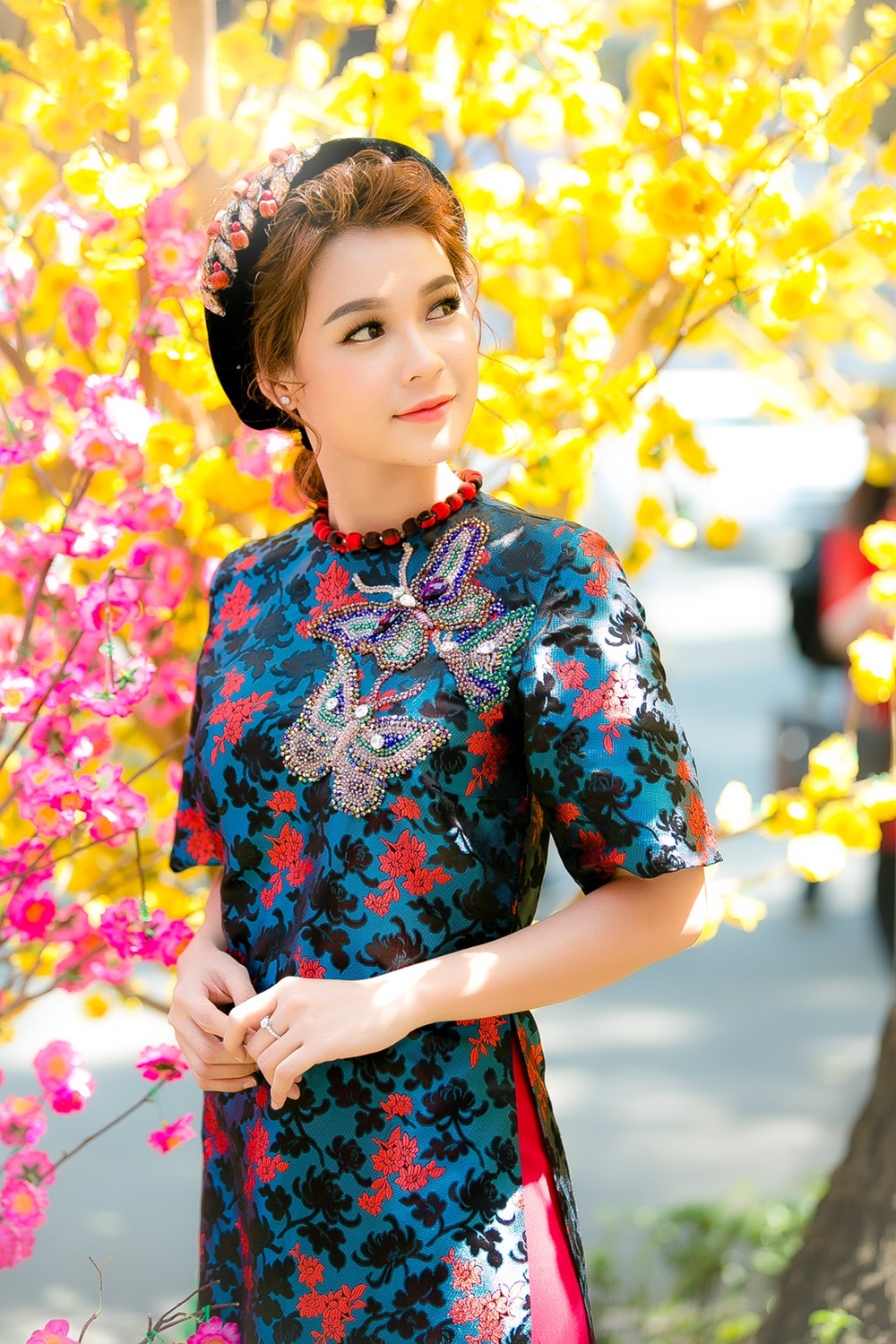 Sam dịu dàng xuống phố ngày xuân ảnh 6 Sam diu dang xuong pho ngay xuan anh 6