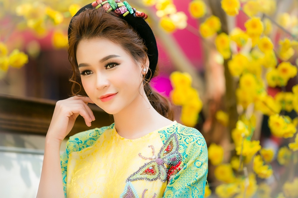 Sam dịu dàng xuống phố ngày xuân ảnh 2 Sam diu dang xuong pho ngay xuan anh 2