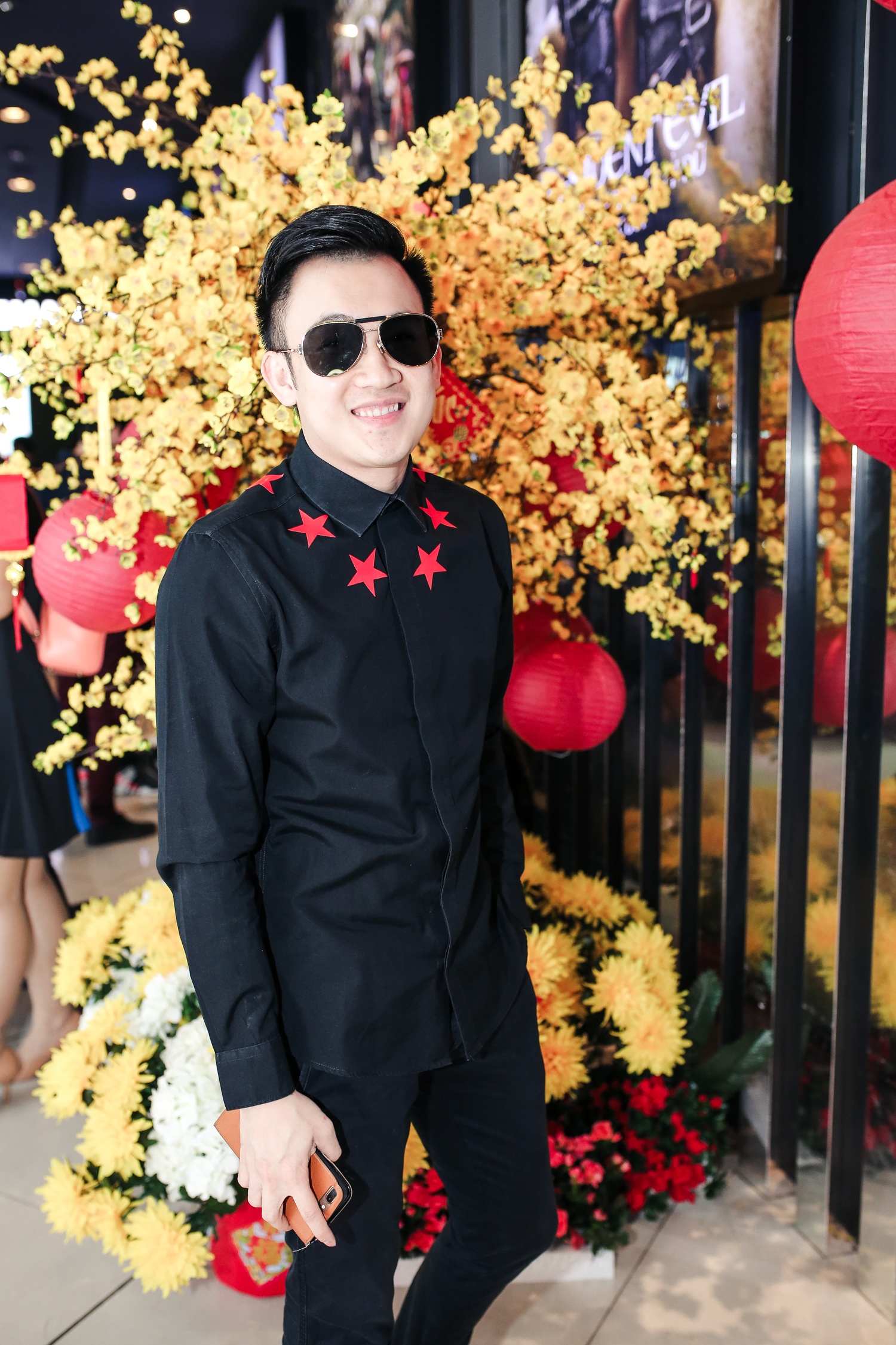 Ra mat MV Cau chuyen lam quen cua Quoc Thien anh 7