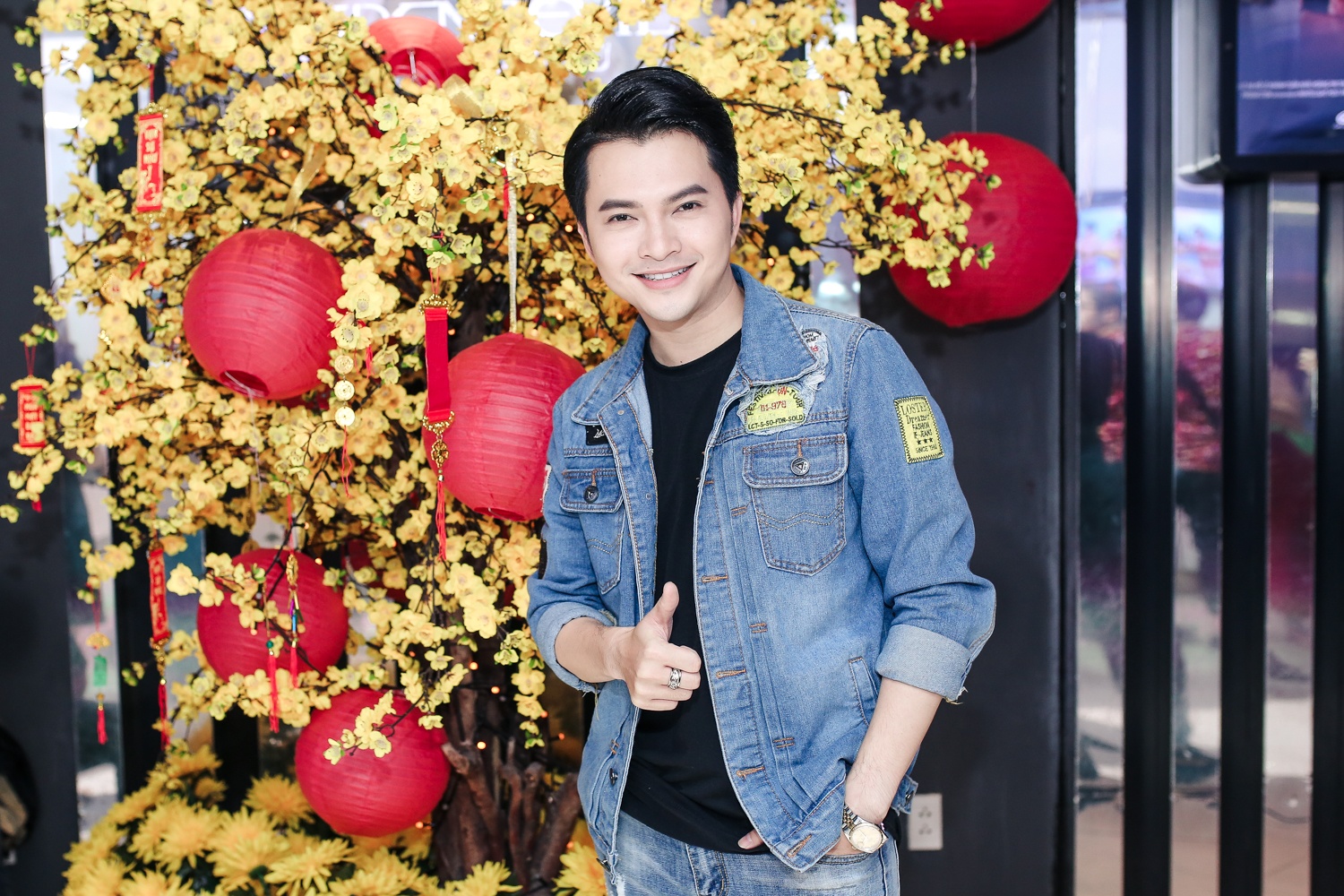 Ra mat MV Cau chuyen lam quen cua Quoc Thien anh 8