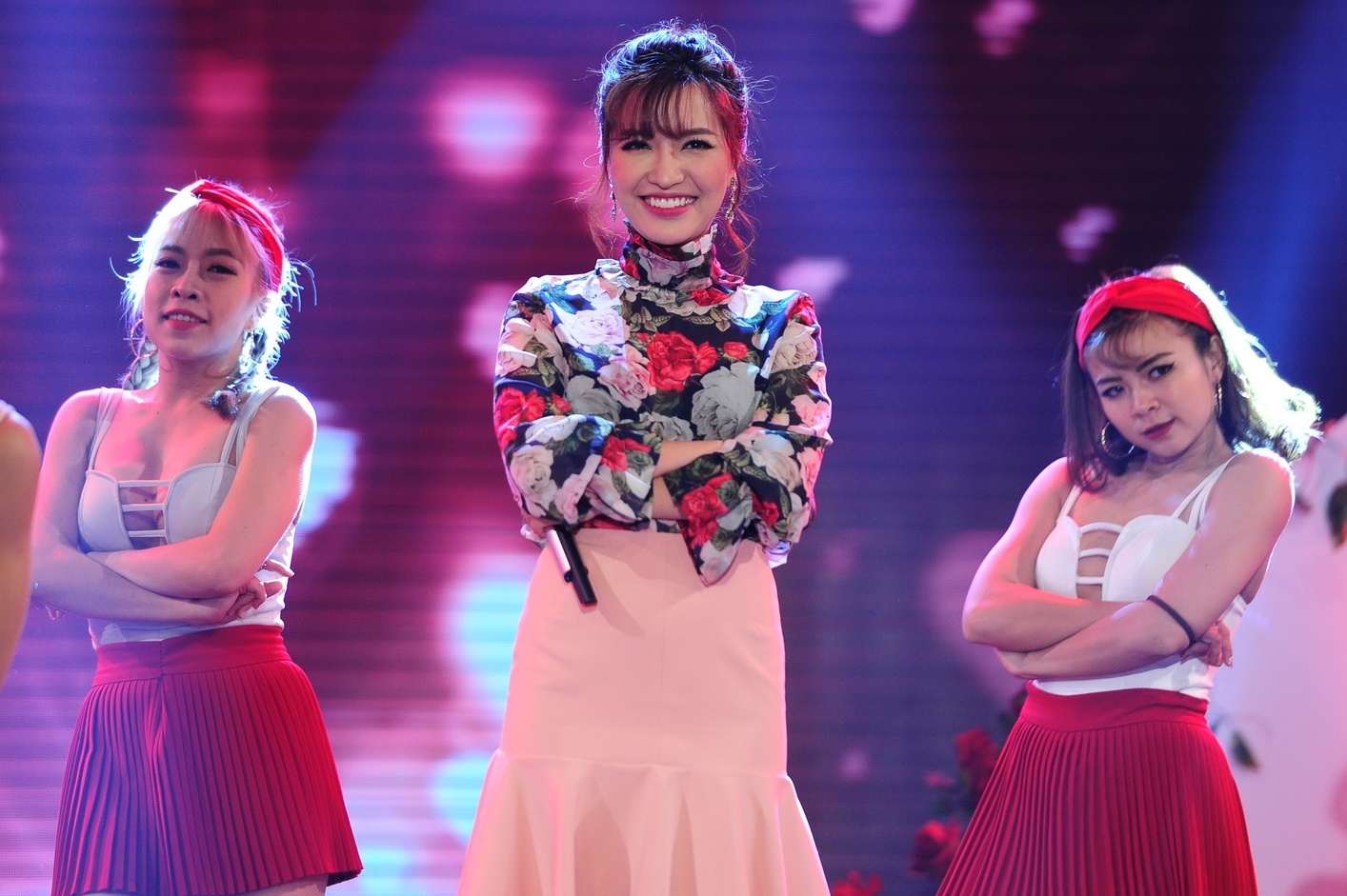 Noo Phuoc Thinh o Thay loi muon noi anh 6