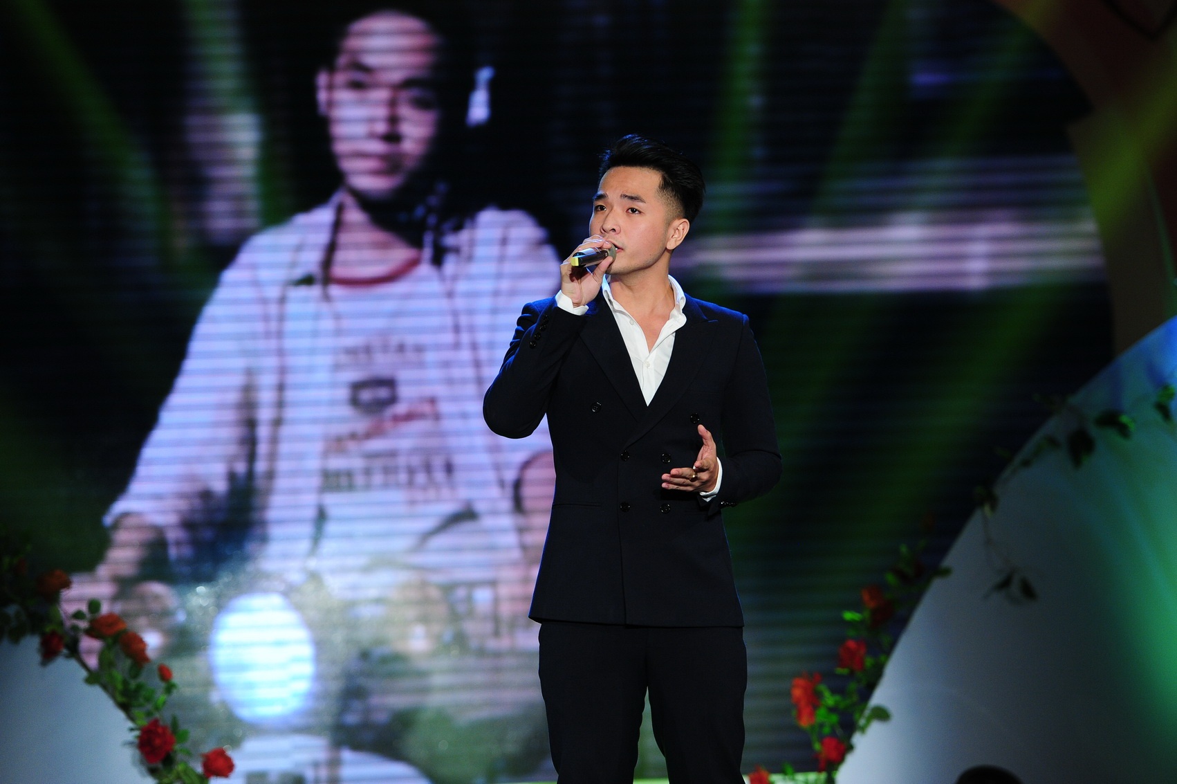 Noo Phuoc Thinh o Thay loi muon noi anh 11