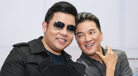 Dam Vinh Hung, Quang Le dep bat hoa de ngoi chung ghe nong hinh anh