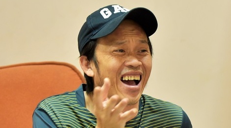 Hoai Linh binh dan di quay hinh game show hinh anh