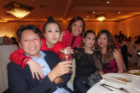 Clip Viet Huong dien hai bi danh ca Huong Lan mang tho tuc hinh anh