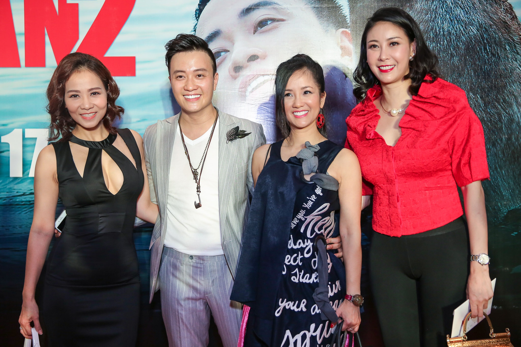 Ra mat Hot boy noi loan 2 anh 5