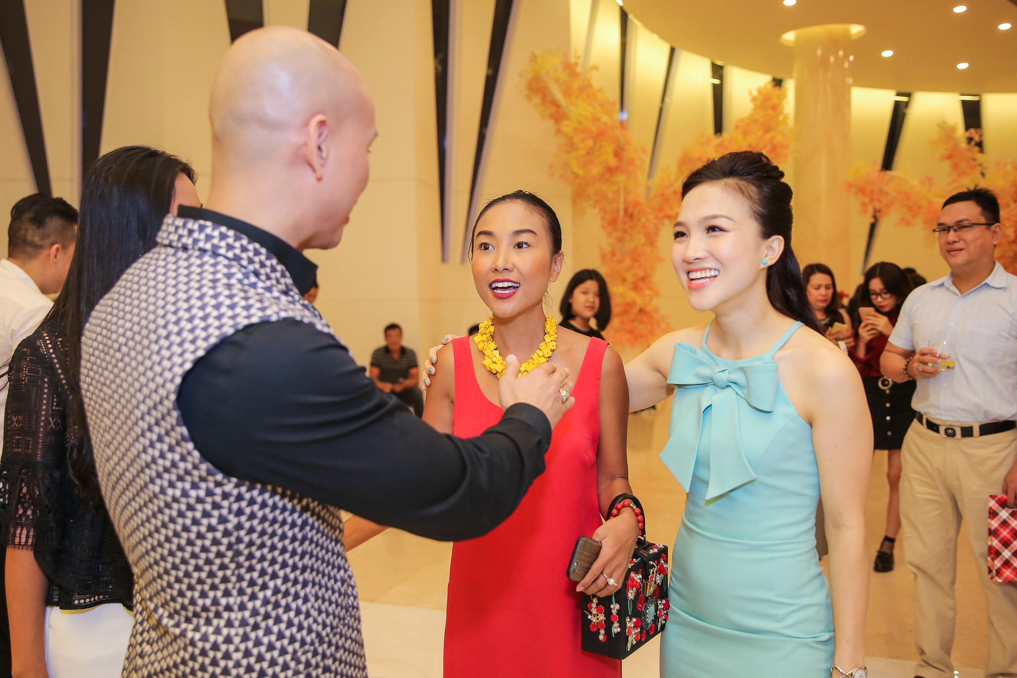 Phan Dinh Tung ky niem ngay cuoi anh 10