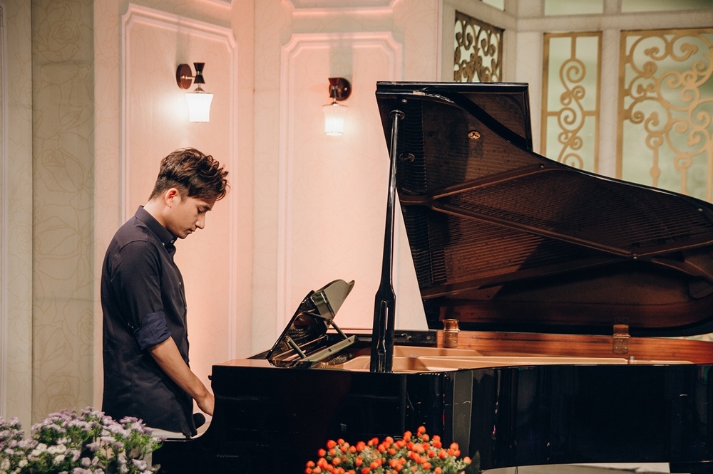 Phan Manh Quynh dien o Hai Phong anh 6