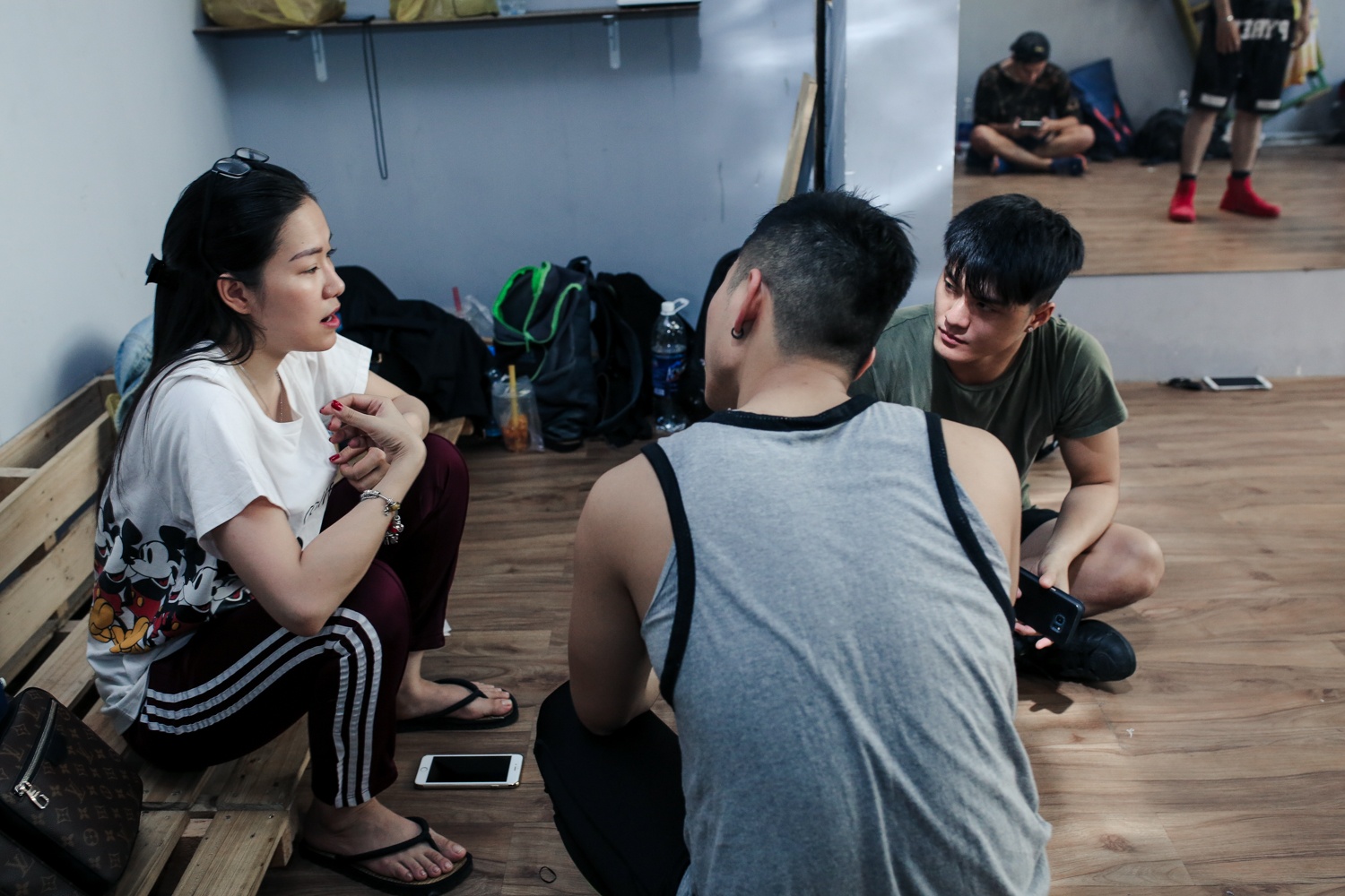 Lam Vinh Hai cham mat vo cu anh 3