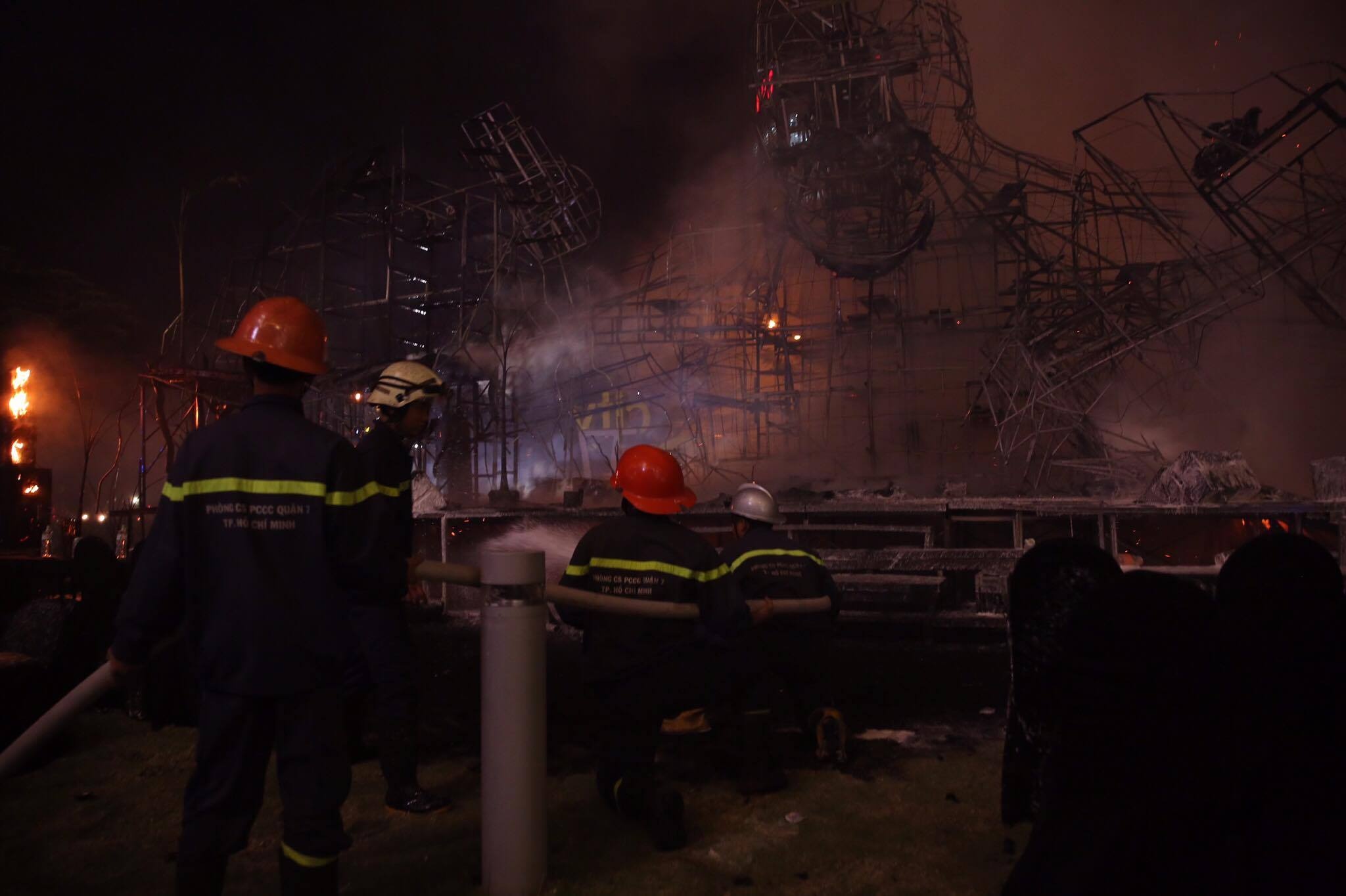 sự kiện ra mắt Kong: Skull Island cháy lớn ảnh 11 su kien ra mat Kong: Skull Island chay lon anh 11