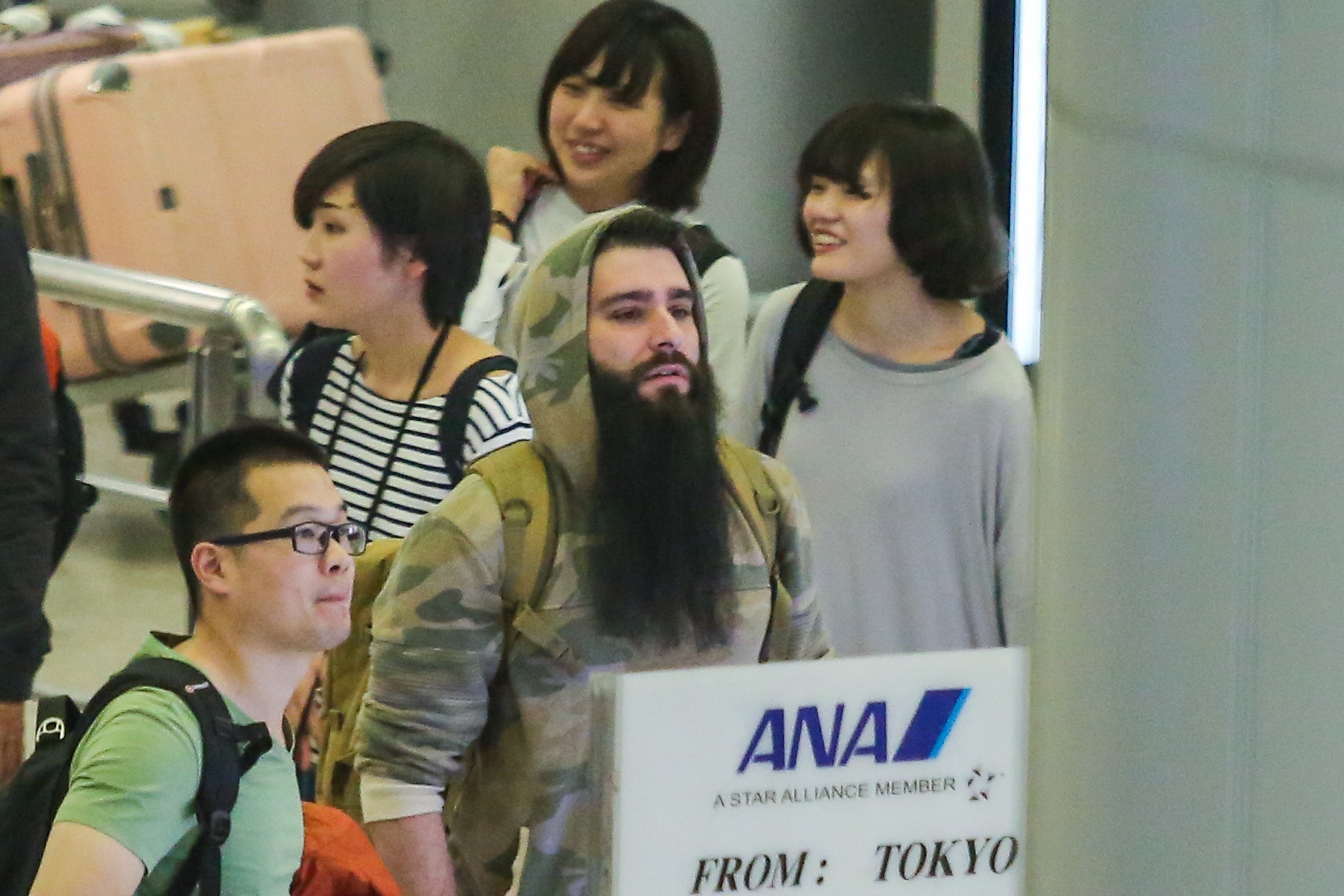 Dao dien Kong: Skull Island den Viet Nam anh 3