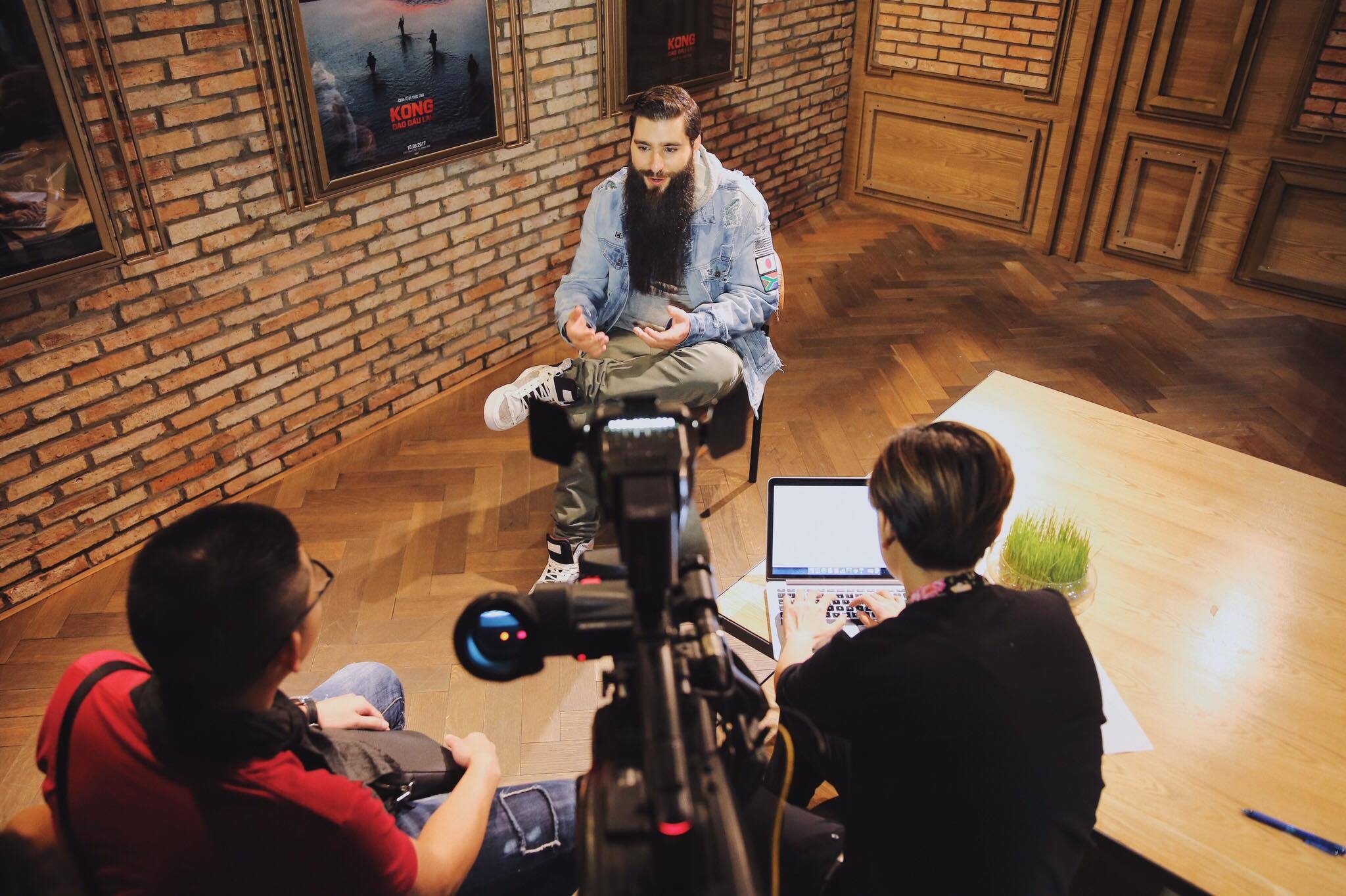 Dao dien Kong: Skull Island gap fan Viet anh 10