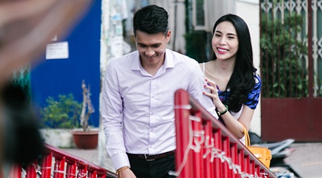 Cong Vinh, Thuy Tien ghi hinh cho kenh truyen hinh nuoc ngoai hinh anh