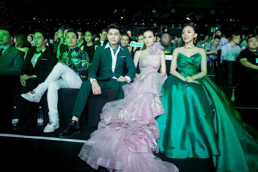 Ho Ngoc Ha,  Toc Tien,  Noo Phuoc Thinh di su kien anh 8